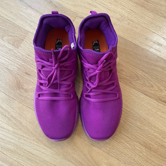 Lightweight Workout Shoes Size 10 in Excellent Condition - Picture 5 of 10